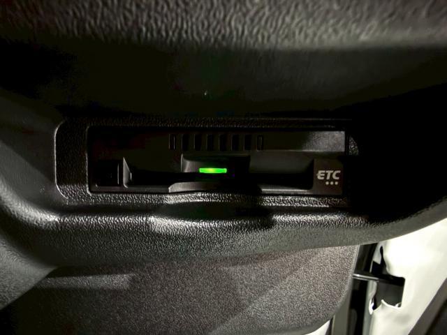 Ref:AUX-25018134 TOYOTA HIACE VAN 2022 13 Ref:AUX-25018134 TOYOTA HIACE VAN 2022 - Image 13