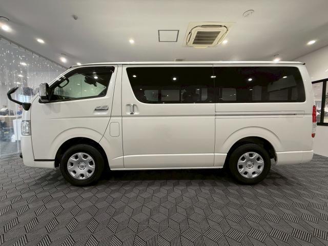 Ref:AUX-25018134 TOYOTA HIACE VAN 2022 18 Ref:AUX-25018134 TOYOTA HIACE VAN 2022 - Image 18