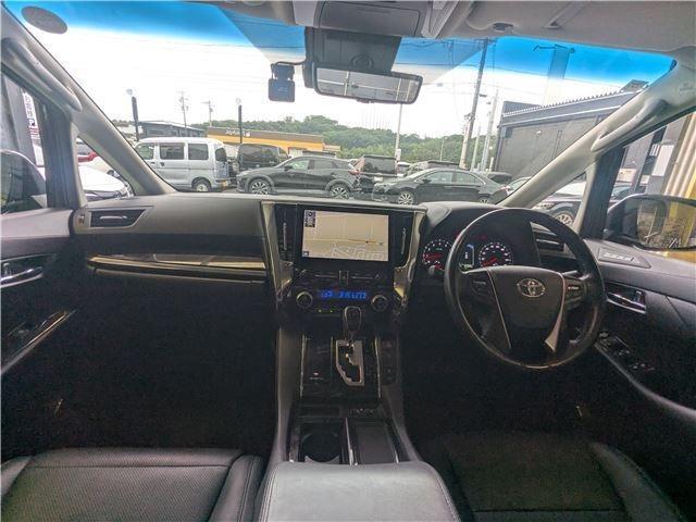 Ref:AUX-25020339 TOYOTA ALPHARD 2020 3 Ref:AUX-25020339 TOYOTA ALPHARD 2020 - Image 3