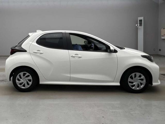 Ref:AUX-25020428 TOYOTA YARIS 2023 4 Ref:AUX-25020428 TOYOTA YARIS 2023 - Image 4