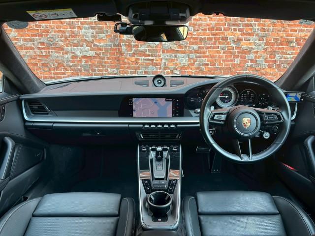 Ref:AUX-25020506 PORSCHE 911 2024 3 Ref:AUX-25020506 PORSCHE 911 2024 - Image 3