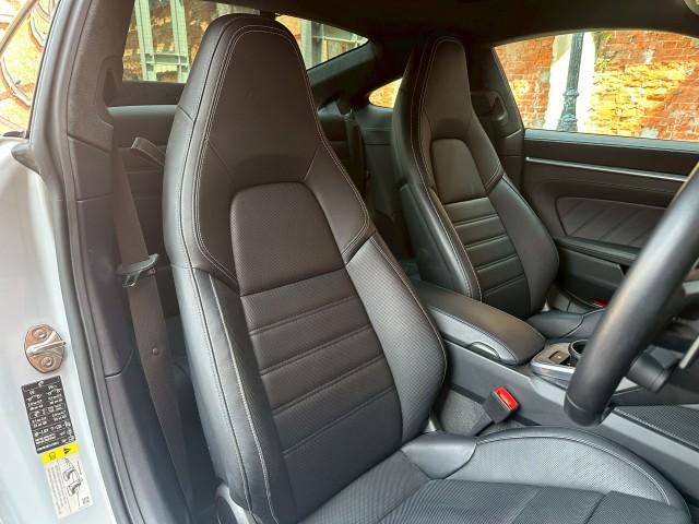 Ref:AUX-25020506 PORSCHE 911 2024 4 Ref:AUX-25020506 PORSCHE 911 2024 - Image 4