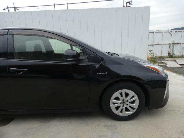 Ref:AUX-25029903 TOYOTA PRIUS 2018 13 Ref:AUX-25029903 TOYOTA PRIUS 2018 - Image 13