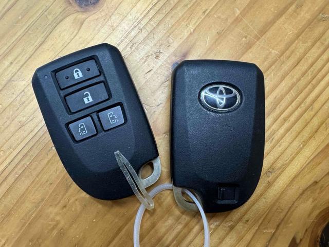 Ref:AUX-25031078 TOYOTA HIACE VAN 2023 11 Ref:AUX-25031078 TOYOTA HIACE VAN 2023 - Image 11