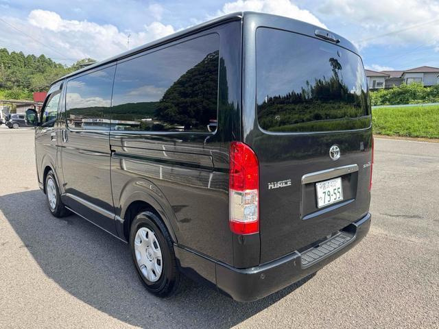 Ref:AUX-25031078 TOYOTA HIACE VAN 2023 4 Ref:AUX-25031078 TOYOTA HIACE VAN 2023 - Image 4