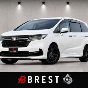 2021 Honda Odyssey Hybrid white hybrid used car Japan export