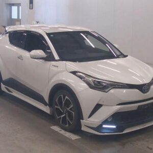 2017 Toyota C-Hr pearl gasoline used car Japan export