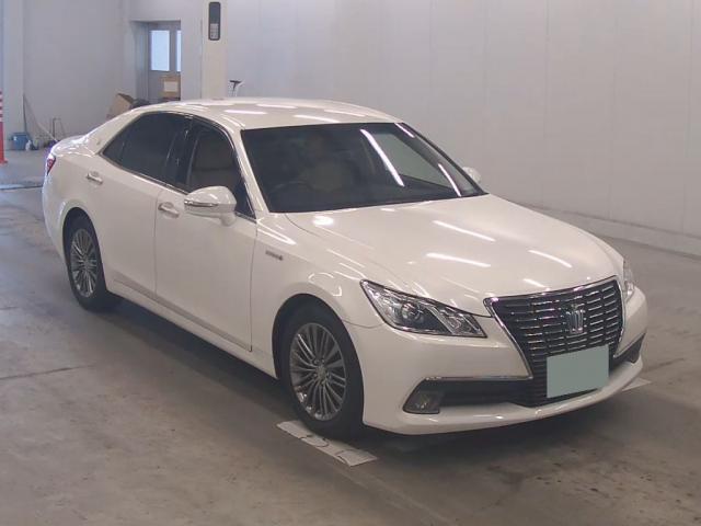 Ref:AUX-25036572 TOYOTA CROWN HYBRID 2013 1 2013 Toyota Crown Hybrid pearl gasoline used car Japan export