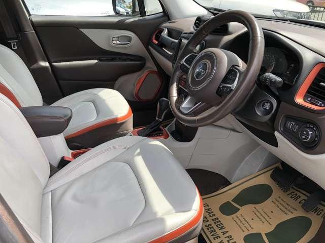 Ref:AUX-25036820 CHRYSLER JEEP JEEP RENEGADE 2017 8 Ref:AUX-25036820 CHRYSLER JEEP JEEP RENEGADE 2017 - Image 8