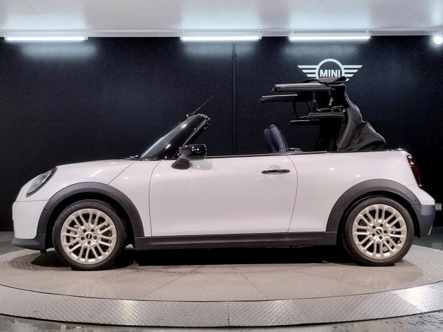 Ref:AUX-25040697 MINI MINI 2025 9 Ref:AUX-25040697 MINI MINI 2025 - Image 9