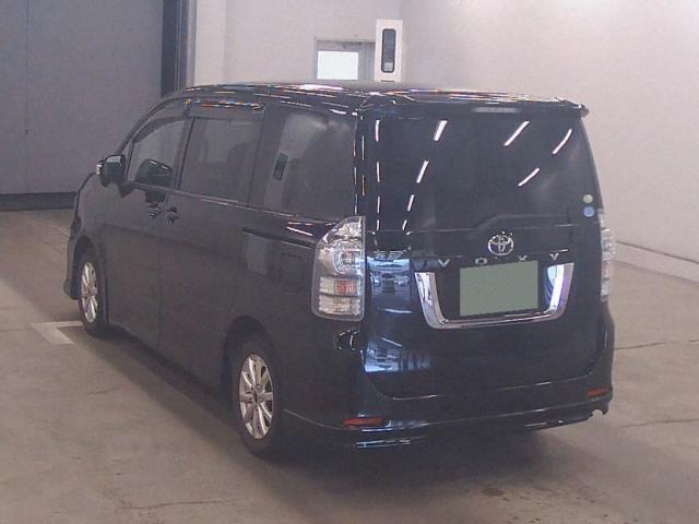 Ref:AUX-25040934 TOYOTA VOXY 2010 2 Ref:AUX-25040934 TOYOTA VOXY 2010 - Image 2