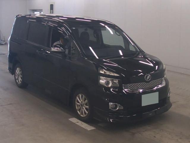 Ref:AUX-25040934 TOYOTA VOXY 2010 1 2010 Toyota Voxy black gasoline used car Japan export