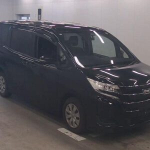 2018 Toyota Noah black gasoline used car Japan export