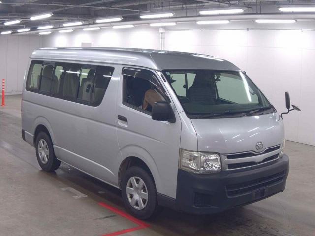 Ref:AUX-25041178 TOYOTA HIACE WAGON 2012 1 2012 Toyota Hiace Wagon silver gasoline used car Japan export