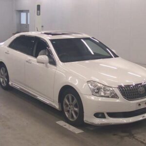 2009 Toyota Crown Majesta pearl gasoline used car Japan export