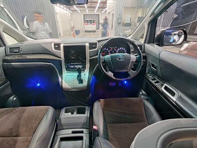 Ref:AUX-25041325 TOYOTA ALPHARD 2013 3 Ref:AUX-25041325 TOYOTA ALPHARD 2013 - Image 3