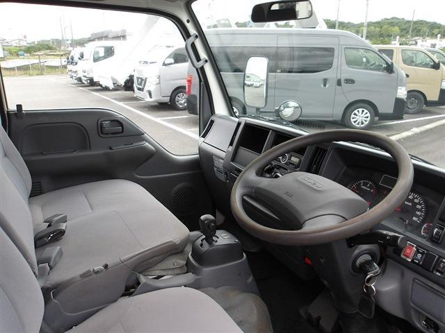 Ref:AUX-25041370 ISUZU ELF TRUCK 2017 12 Ref:AUX-25041370 ISUZU ELF TRUCK 2017 - Image 12