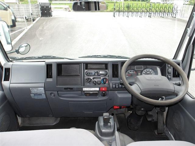 Ref:AUX-25041370 ISUZU ELF TRUCK 2017 4 Ref:AUX-25041370 ISUZU ELF TRUCK 2017 - Image 4