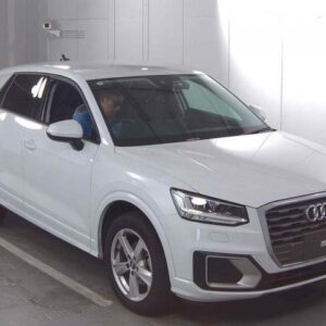 2019 Audi Q2 pearl gasoline used car Japan export
