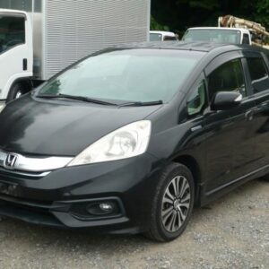 2013 Honda Fit Shuttle Hybrid black gasoline used car Japan export