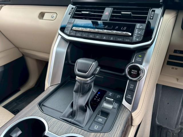 Ref:AUX-25050514 TOYOTA LAND CRUISER 2024 19 Ref:AUX-25050514 TOYOTA LAND CRUISER 2024 - Image 19