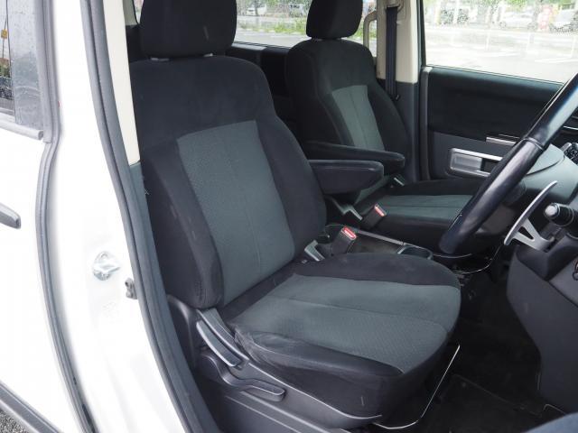 Ref:AUX-25050733 MITSUBISHI DELICA D:5 2012 11 Ref:AUX-25050733 MITSUBISHI DELICA D:5 2012 - Image 11