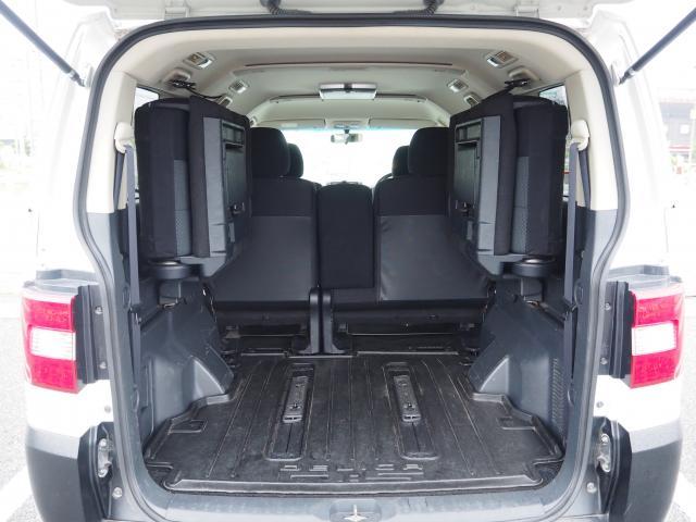 Ref:AUX-25050733 MITSUBISHI DELICA D:5 2012 16 Ref:AUX-25050733 MITSUBISHI DELICA D:5 2012 - Image 16