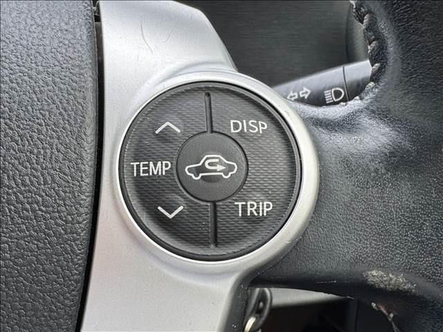 Ref:AUX-25051946 TOYOTA AQUA 2015 13 Ref:AUX-25051946 TOYOTA AQUA 2015 - Image 13