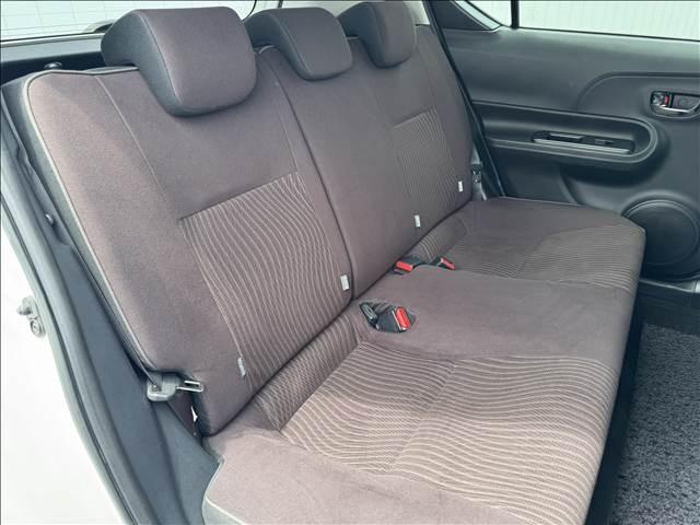 Ref:AUX-25051946 TOYOTA AQUA 2015 9 Ref:AUX-25051946 TOYOTA AQUA 2015 - Image 9
