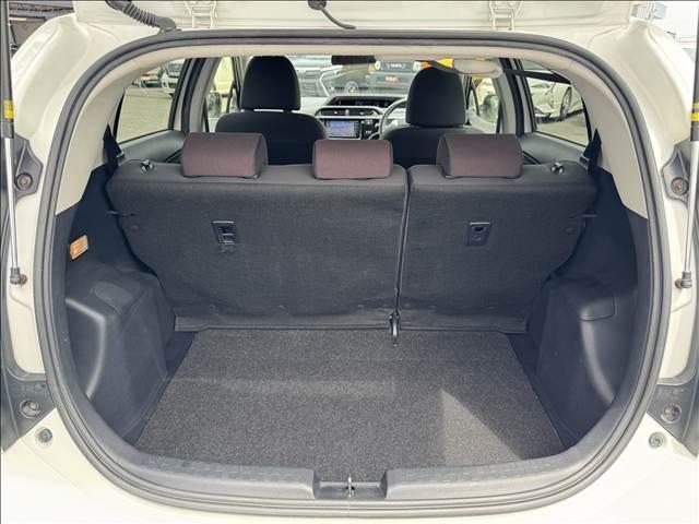 Ref:AUX-25051946 TOYOTA AQUA 2015 10 Ref:AUX-25051946 TOYOTA AQUA 2015 - Image 10