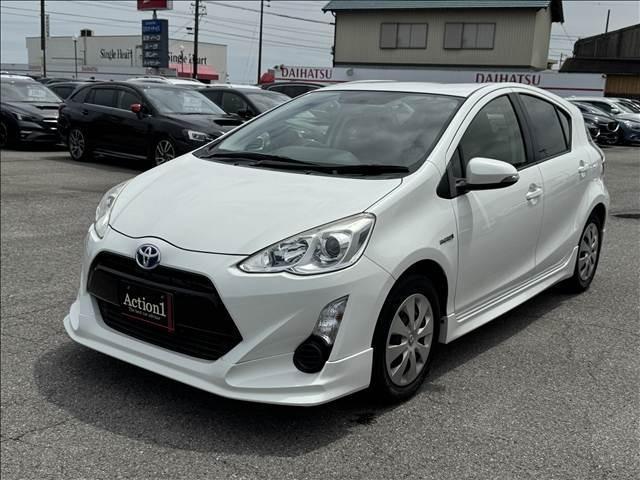 Ref:AUX-25051946 TOYOTA AQUA 2015 1 2015 Toyota Aqua white hybrid used car Japan export