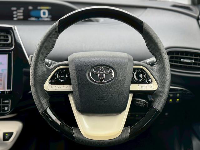 Ref:AUX-25054020 TOYOTA PRIUS 2017 11 Ref:AUX-25054020 TOYOTA PRIUS 2017 - Image 11