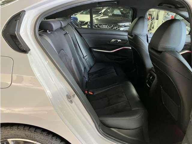 Ref:AUX-25054830 BMW 3 SERIES 2023 12 Ref:AUX-25054830 BMW 3 SERIES 2023 - Image 12