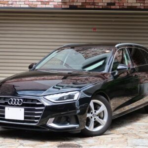 2020 Audi A4 Avant black hybrid used car Japan export