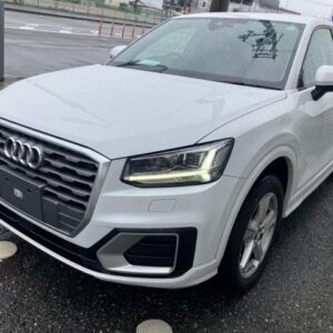 2019 Audi Q2 pearl gasoline used car Japan export