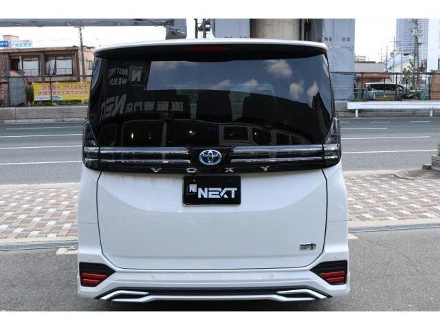 Ref:AUX-25056847 TOYOTA VOXY 2023 2 Ref:AUX-25056847 TOYOTA VOXY 2023 - Image 2