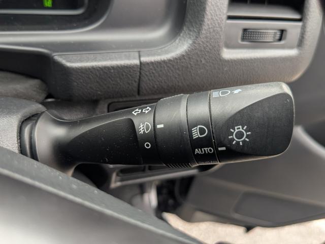 Ref:AUX-25056871 TOYOTA HIACE VAN 2020 14 Ref:AUX-25056871 TOYOTA HIACE VAN 2020 - Image 14