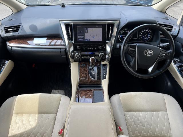 Ref:AUX-25056880 TOYOTA ALPHARD HYBRID 2021 4 Ref:AUX-25056880 TOYOTA ALPHARD HYBRID 2021 - Image 4