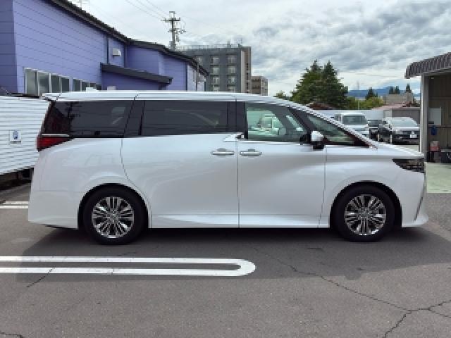 Ref:AUX-25061423 TOYOTA ALPHARD 2025 6 Ref:AUX-25061423 TOYOTA ALPHARD 2025 - Image 6