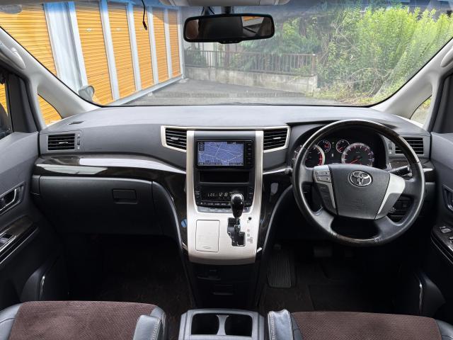 Ref:AUX-25061505 TOYOTA ALPHARD 2015 3 Ref:AUX-25061505 TOYOTA ALPHARD 2015 - Image 3