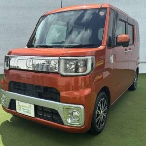 2015 Daihatsu Wake orange gasoline used car Japan export
