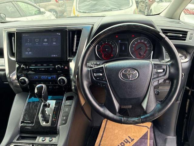 Ref:AUX-25066243 TOYOTA ALPHARD 2022 3 Ref:AUX-25066243 TOYOTA ALPHARD 2022 - Image 3