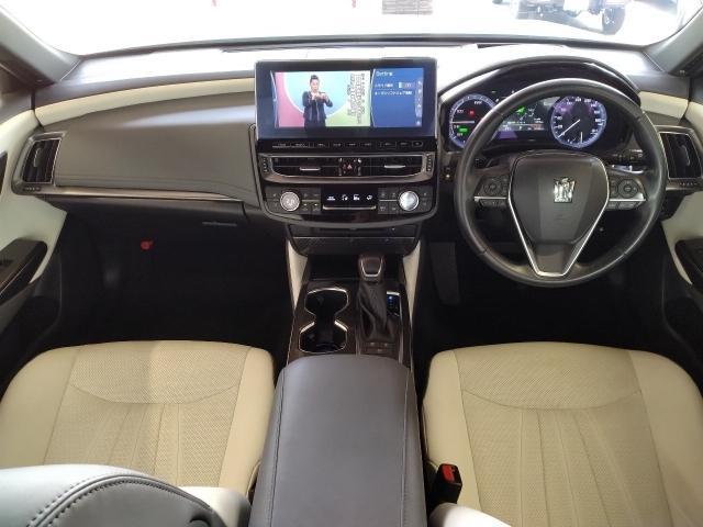 Ref:AUX-25070396 TOYOTA CROWN HYBRID 2022 3 Ref:AUX-25070396 TOYOTA CROWN HYBRID 2022 - Image 3