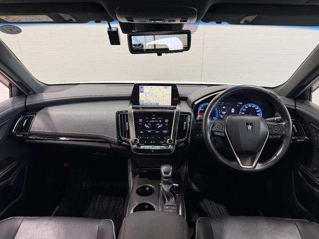 Ref:AUX-25070857 TOYOTA CROWN HYBRID 2019 2 Ref:AUX-25070857 TOYOTA CROWN HYBRID 2019 - Image 2