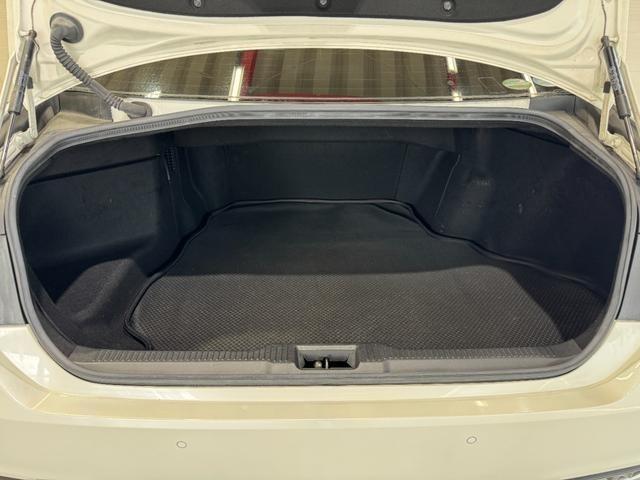 Ref:AUX-25070857 TOYOTA CROWN HYBRID 2019 11 Ref:AUX-25070857 TOYOTA CROWN HYBRID 2019 - Image 11