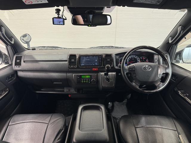 Ref:AUX-25070858 TOYOTA HIACE VAN 2019 2 Ref:AUX-25070858 TOYOTA HIACE VAN 2019 - Image 2