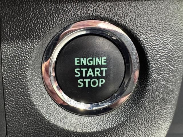 Ref:AUX-25070858 TOYOTA HIACE VAN 2019 15 Ref:AUX-25070858 TOYOTA HIACE VAN 2019 - Image 15