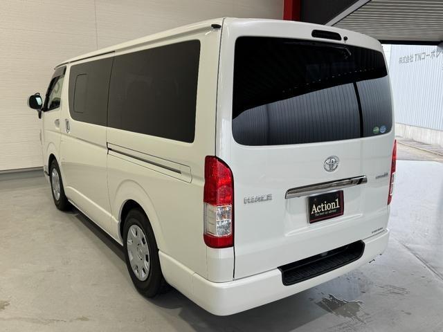 Ref:AUX-25070858 TOYOTA HIACE VAN 2019 4 Ref:AUX-25070858 TOYOTA HIACE VAN 2019 - Image 4
