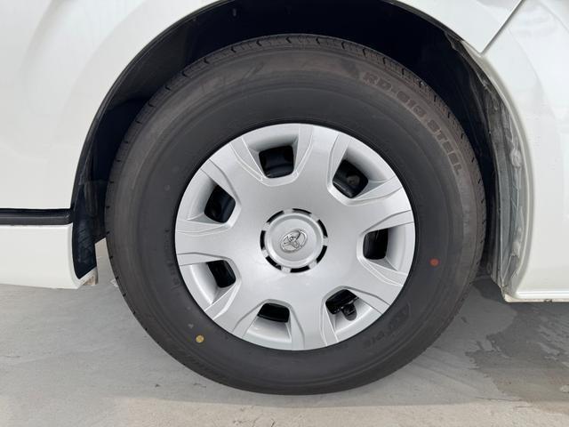 Ref:AUX-25070858 TOYOTA HIACE VAN 2019 8 Ref:AUX-25070858 TOYOTA HIACE VAN 2019 - Image 8