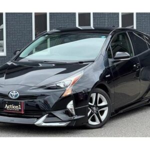 2016 Toyota Prius black hybrid used car Japan export